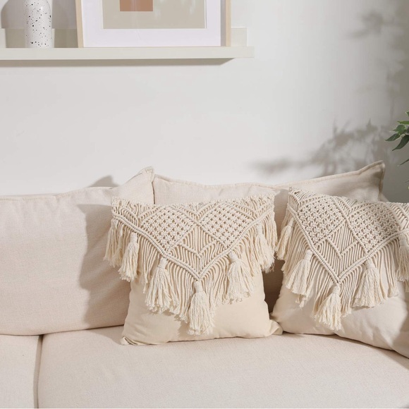NIP | Cream Macrame Throw Pillow Covers W/ Tassels Set of 2 - Picture 3 of 14